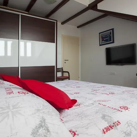 Belvedere Apartment *